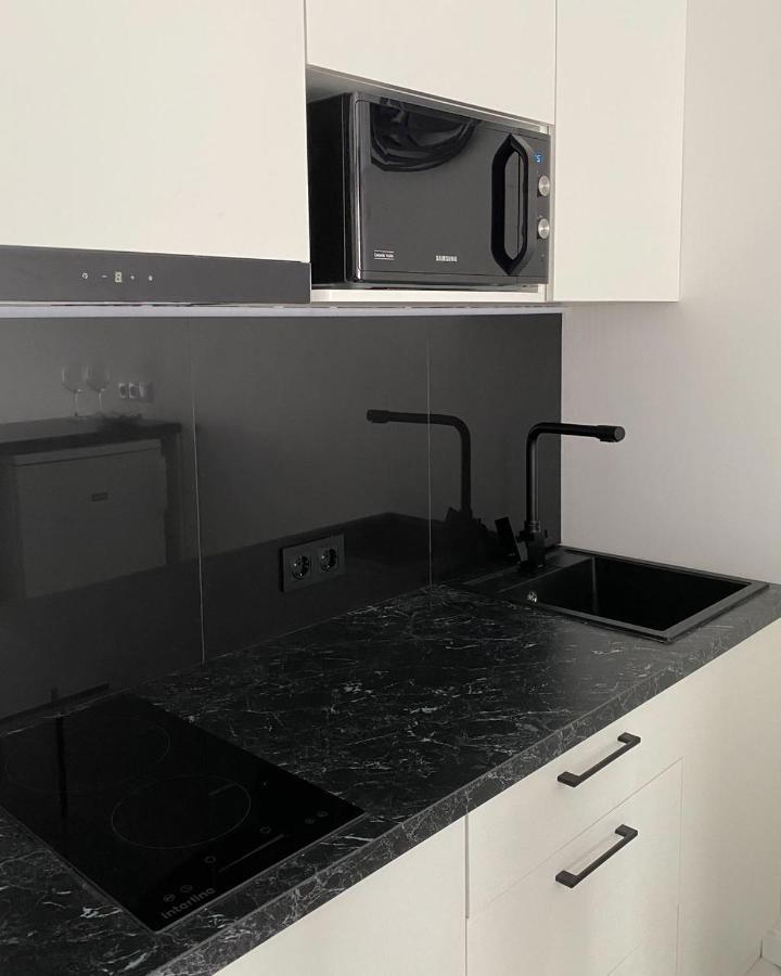 New Modern Apartment Ujhorod Exterior foto