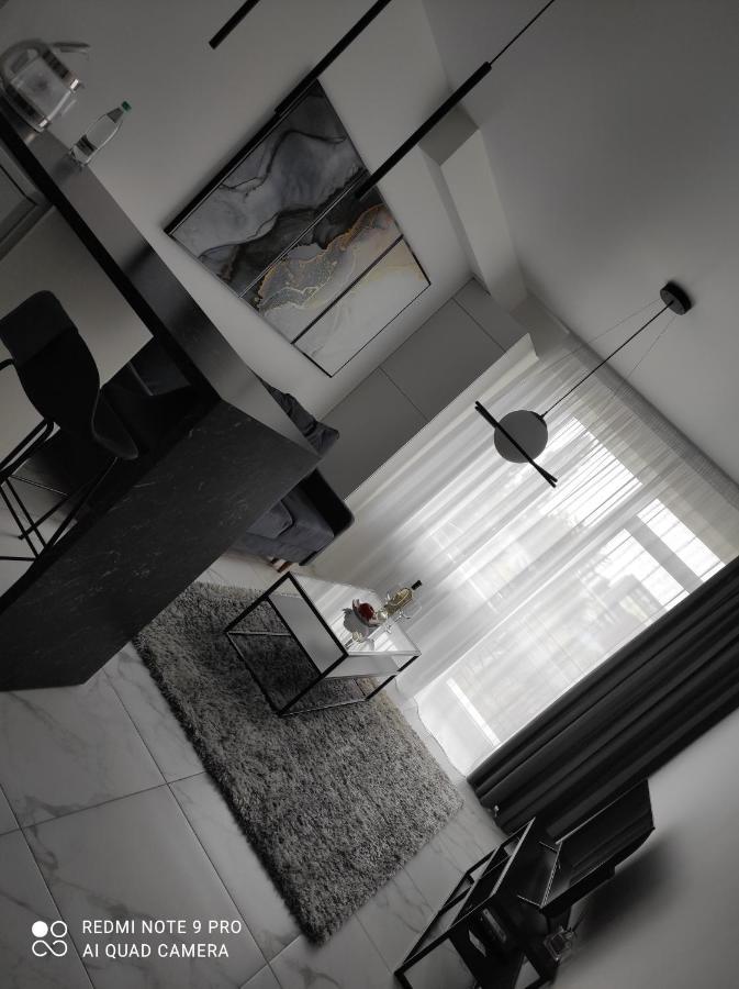 New Modern Apartment Ujhorod Exterior foto